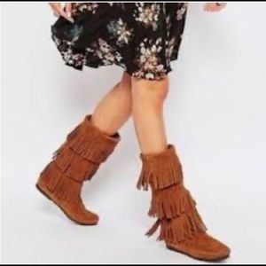 Minnetonka 1632 3-layer Moccasin Boots